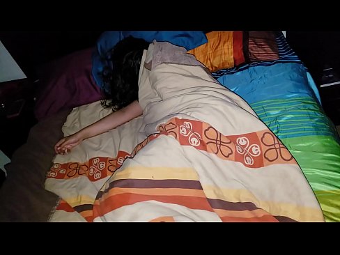 ❤️ Stepson jgħajjar lill-mara żagħżugħa tiegħu waqt li torqod. Porno fb lilna ﹏